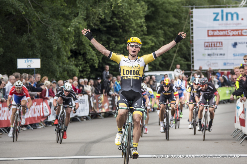 La Gileppe 20-06-2015 Etappe Hotel Verviers - La Gileppe - Ster ZLM Toer 2015 Moreno Hofland wint de sprint foto: Wouter Roosenboom