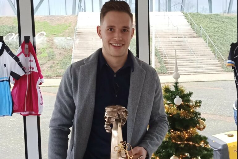 Lavreysen en Van Vleuten Wielrenners van het Jaar 2021